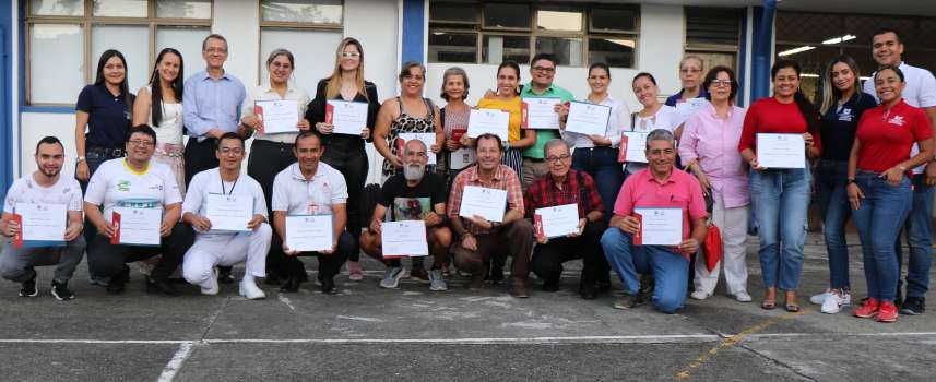 Universidad von Humboldt capacitó en reanimación básica a periodistas de la región